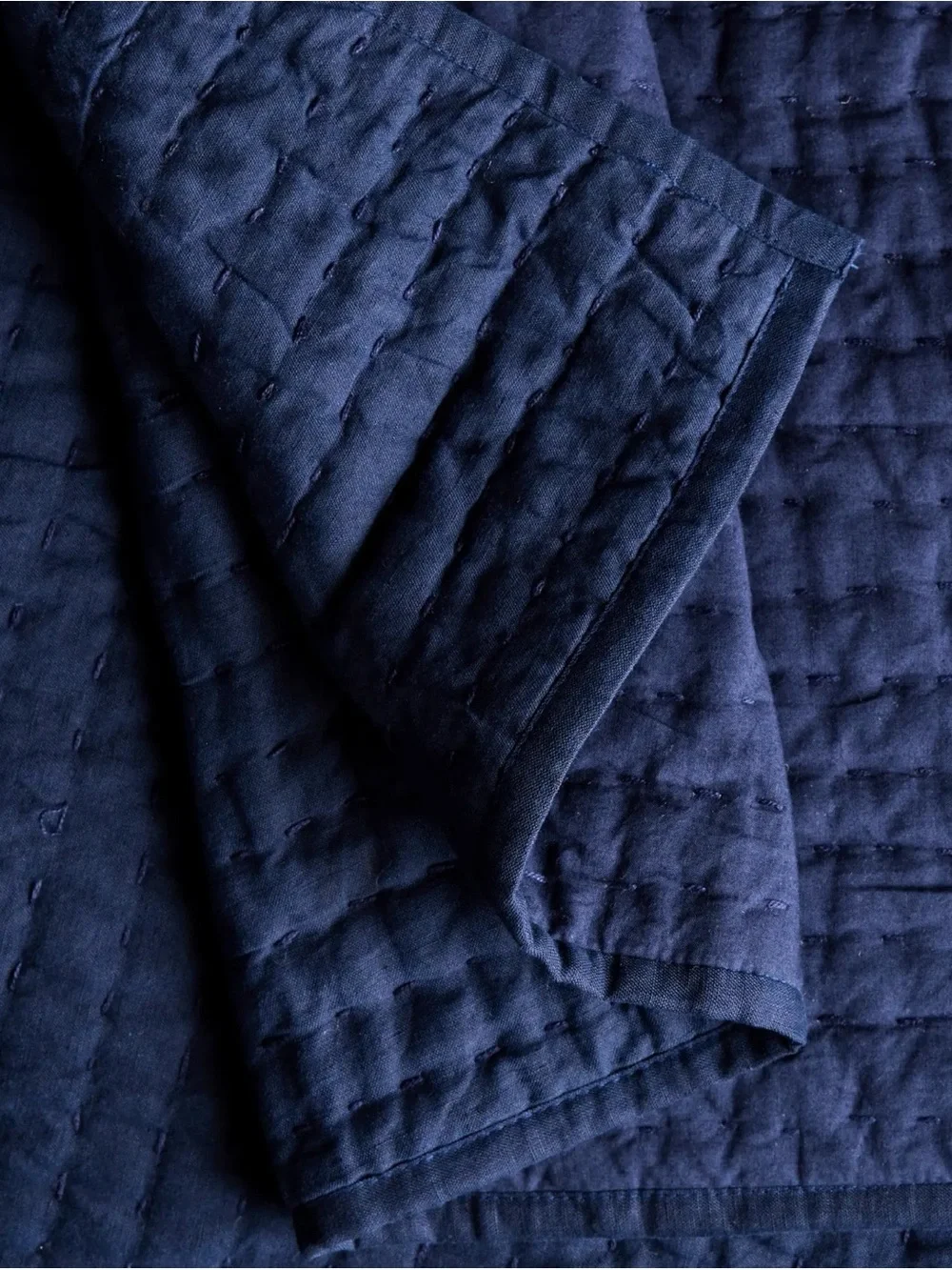 Quince European Linen Cotton Stitched Quilt in Navy, Twin NEW